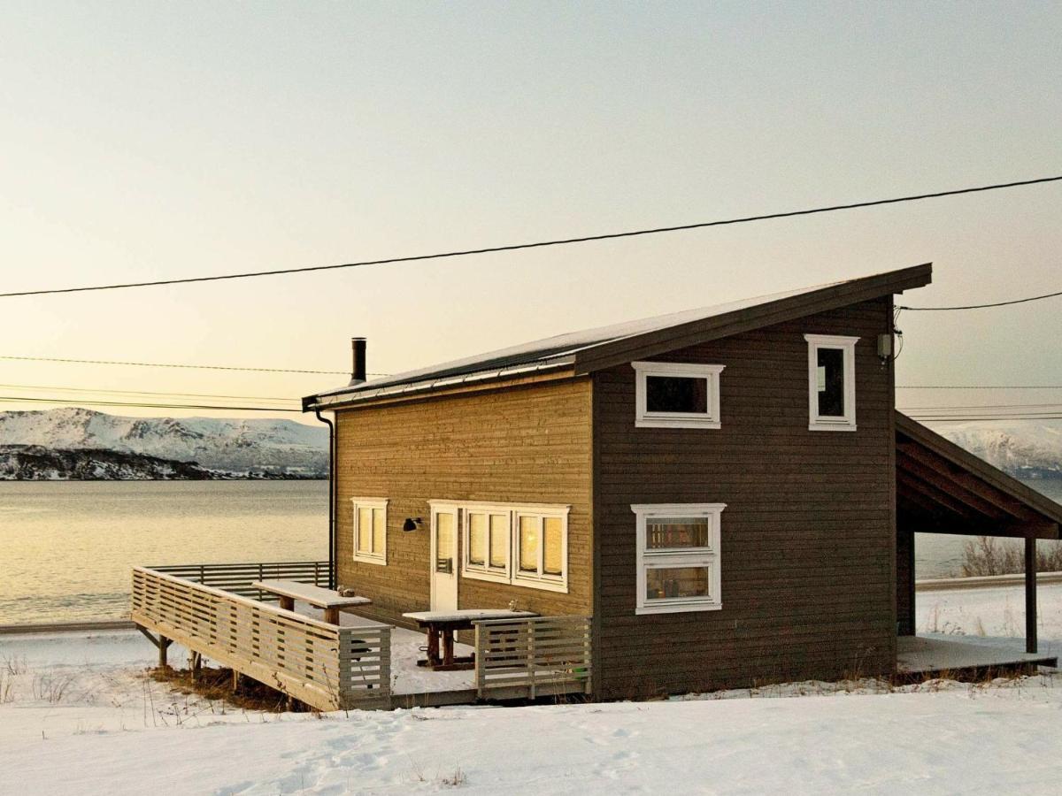 6 Person Holiday Home In Nord Lenangen Sorlenangen Exteriör bild